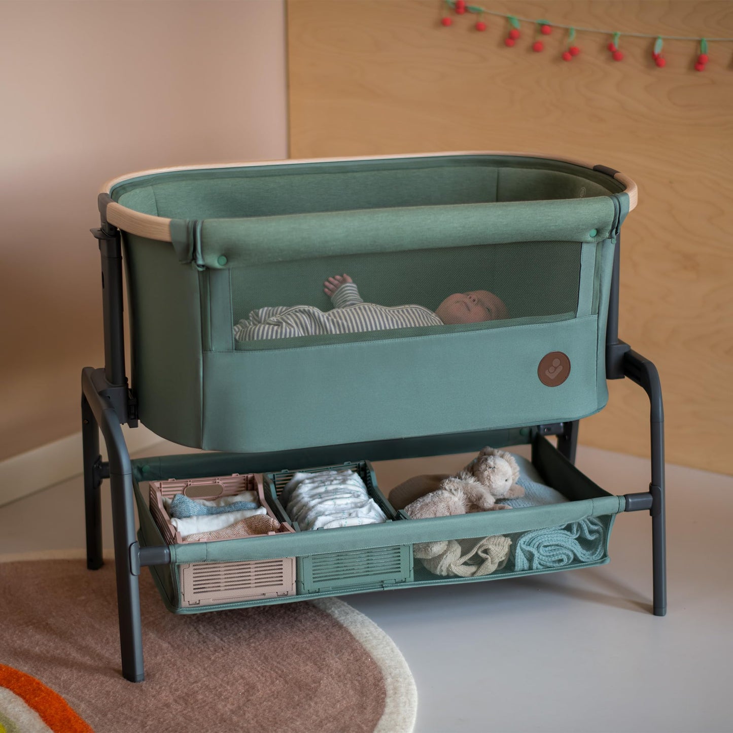 Maxi-Cosi Iora Cuna de Colecho, con 5 Alturas y 4 Reclinaciones, Plegable, con Fácil Deslizamiento, de 0 a 6 Meses, Essential Graphite